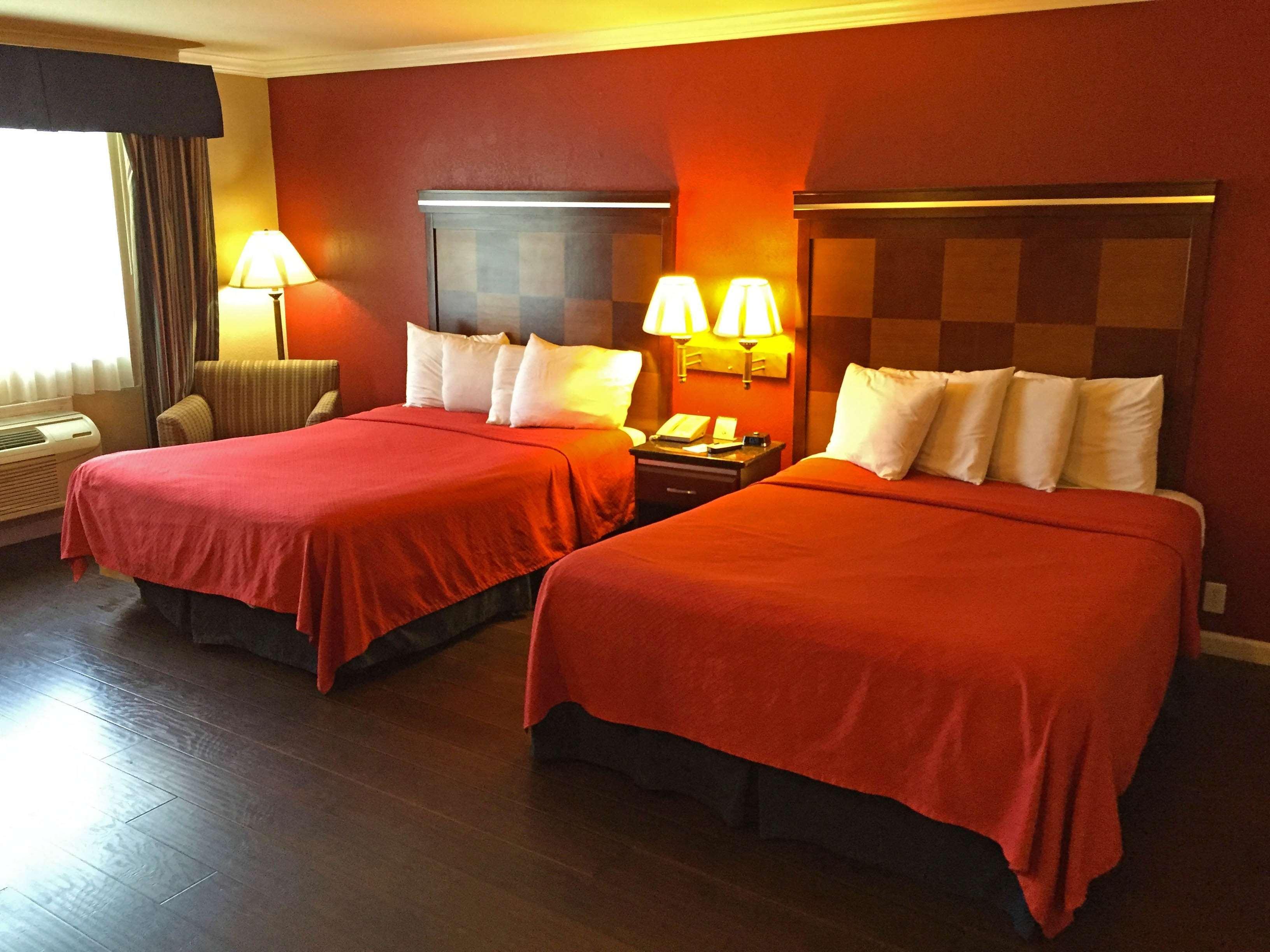 Inn At Bayshore San Mateo Zewnętrze zdjęcie