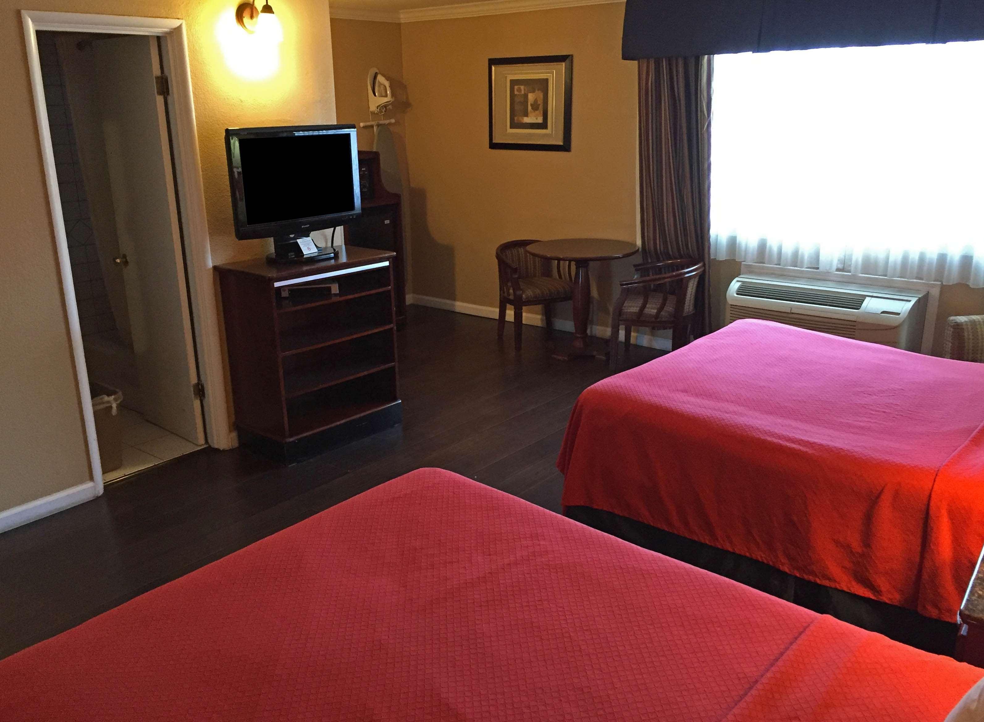Inn At Bayshore San Mateo Zewnętrze zdjęcie